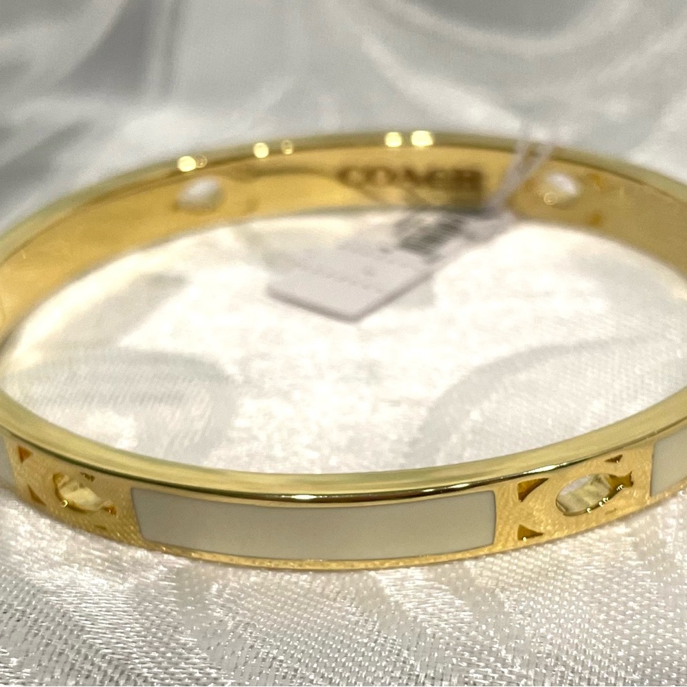 Coach Gold and Cream Enamel Hinged Bangle Bracelet New - Picture 5 of 8